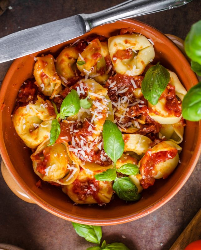Homemade tortellini with tomato sauce